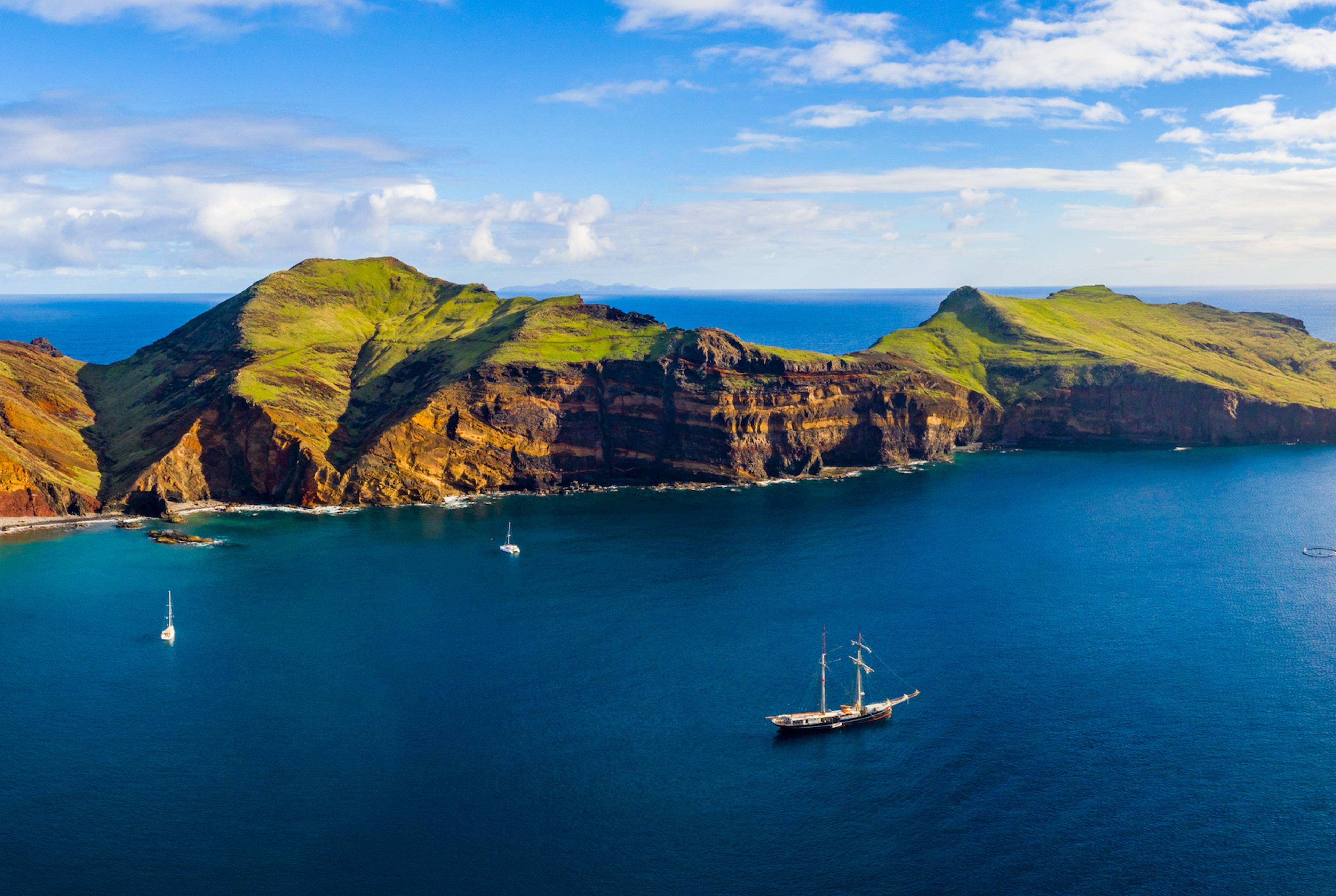 A 4-day Trip in Wonderful Nature in the Eternal Spring Island, Madeira, Portugal 