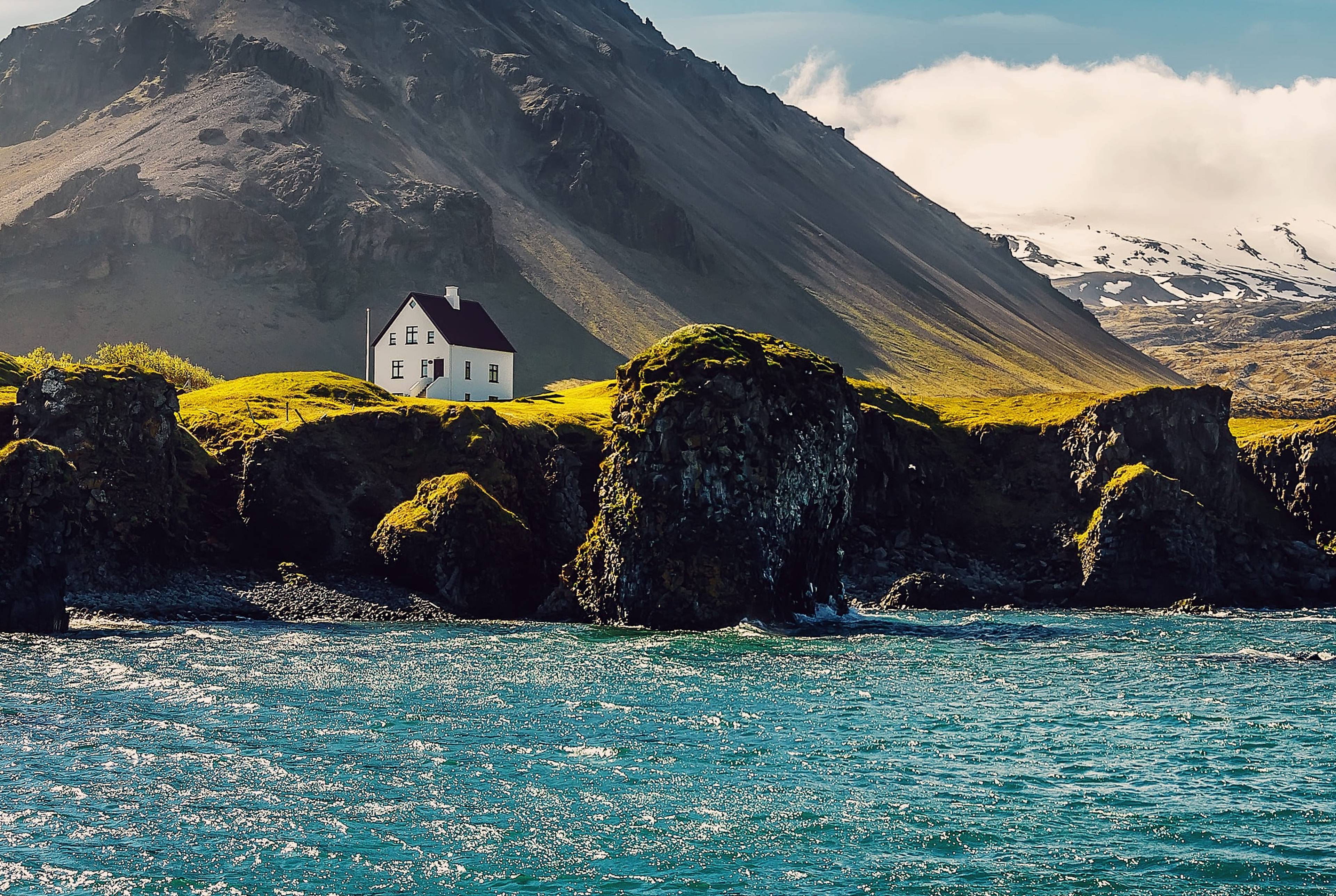 Iceland in Miniature: Route Around the Snæfellsnes Peninsula