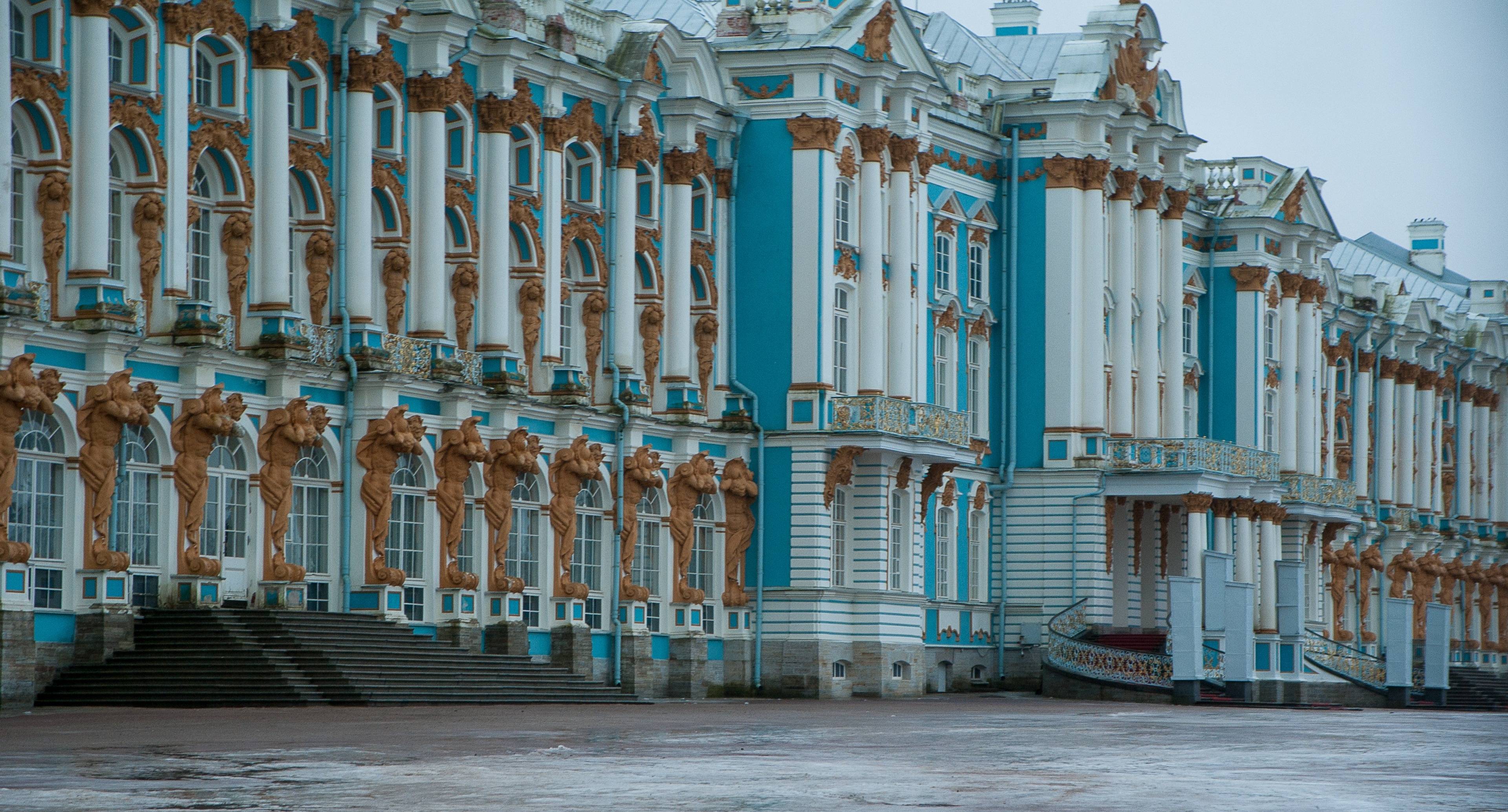 Allo studente del Liceo Alexander Pushkin e al conte Ivan Shuvalov