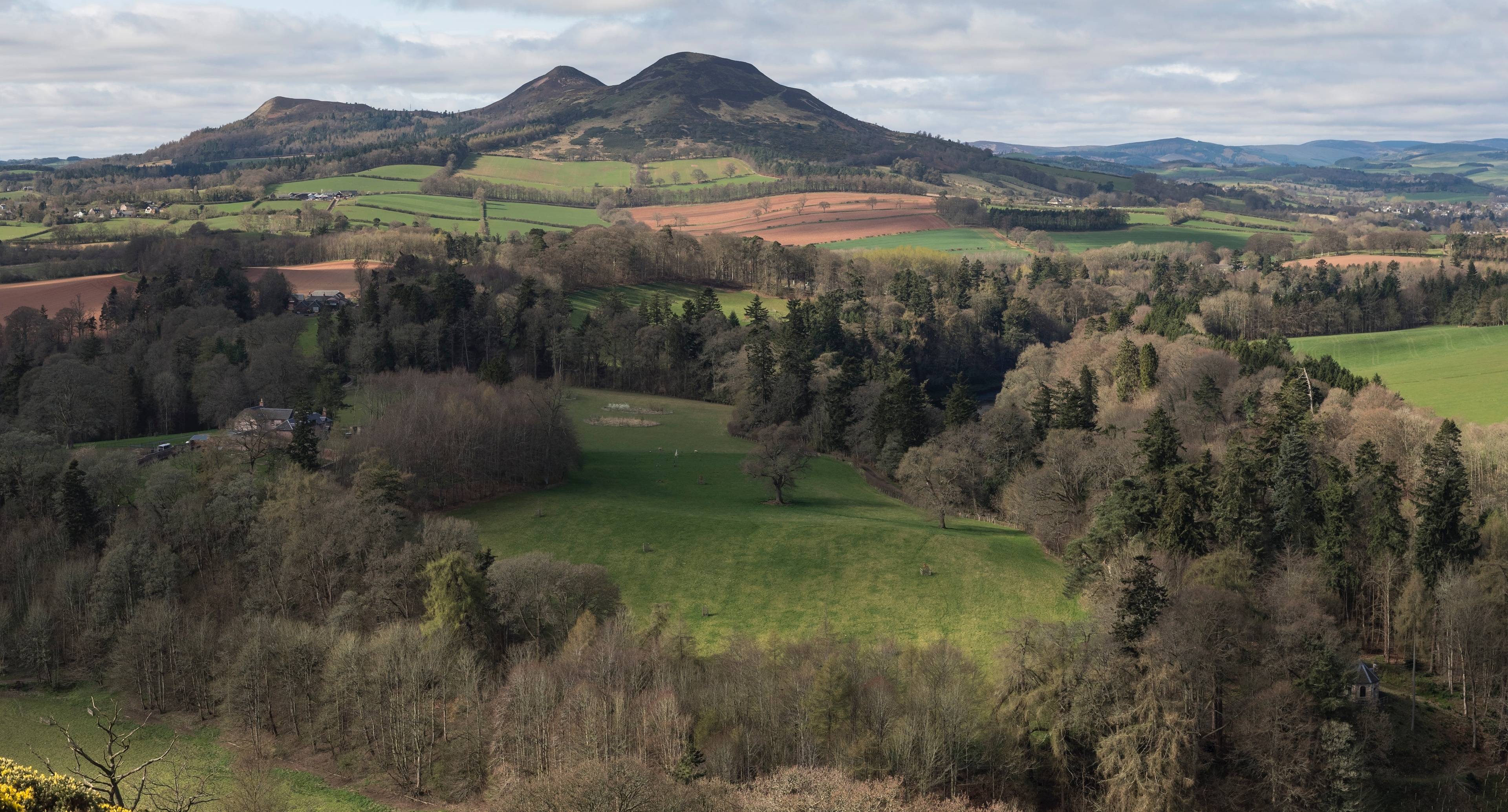 Views and Viaducts in the Land of Sir Walter Scott