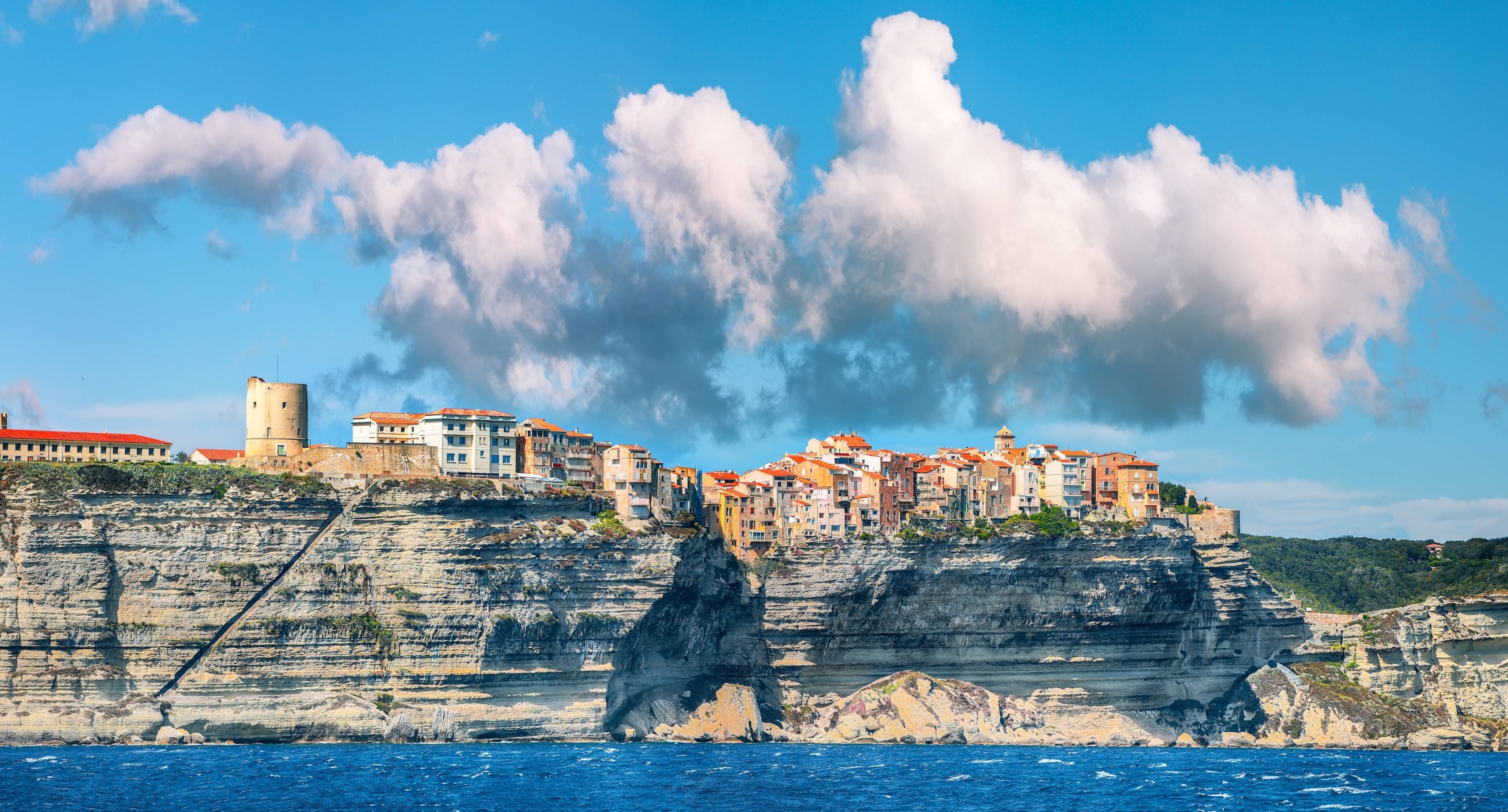 Les vignobles du Sud et le joyau de la couronne de Bonifacio