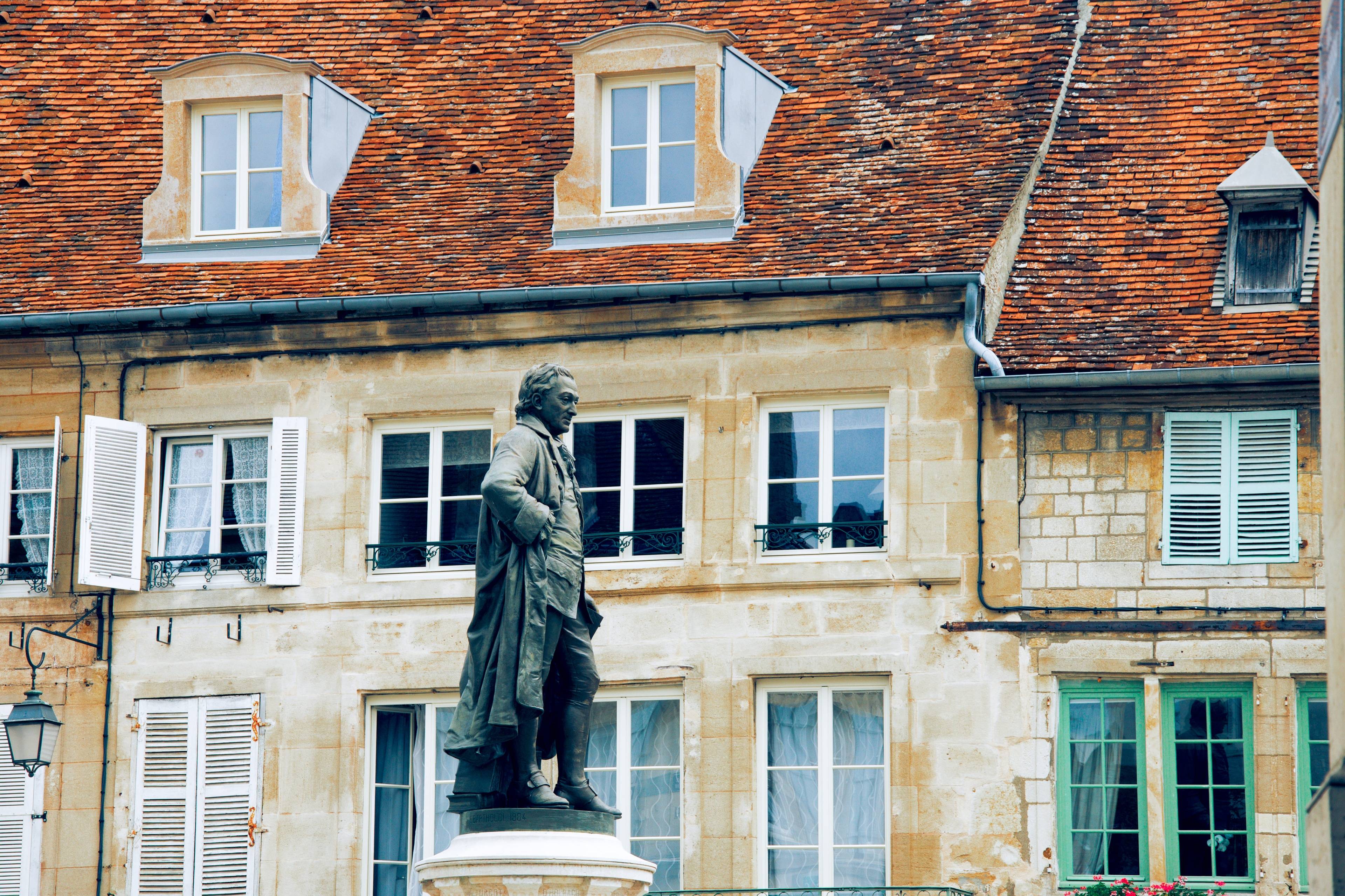 Statue Diderot