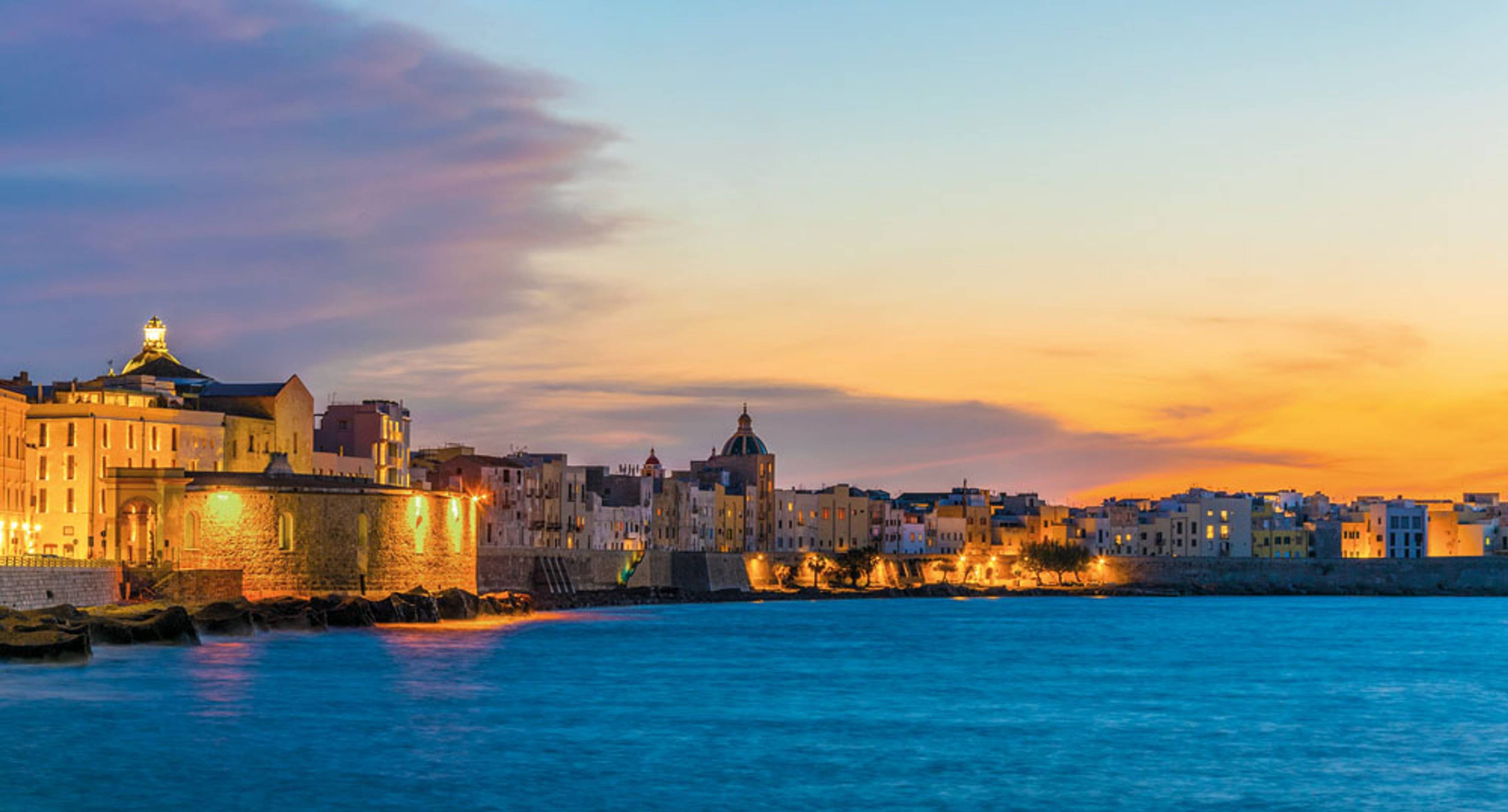 Discovering the beauties of Trapani.