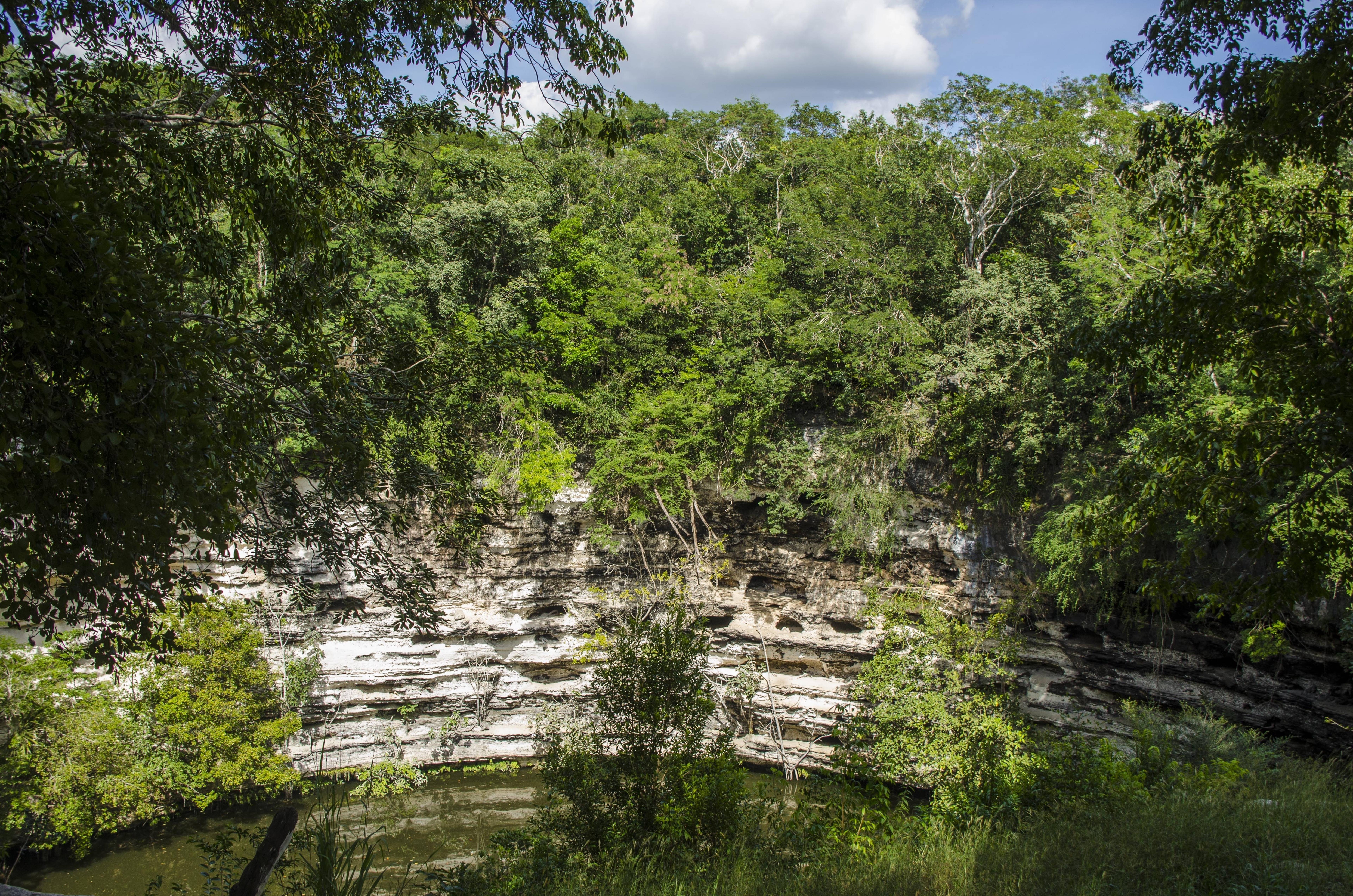 Cenote Sagrado de Chichen Itzá