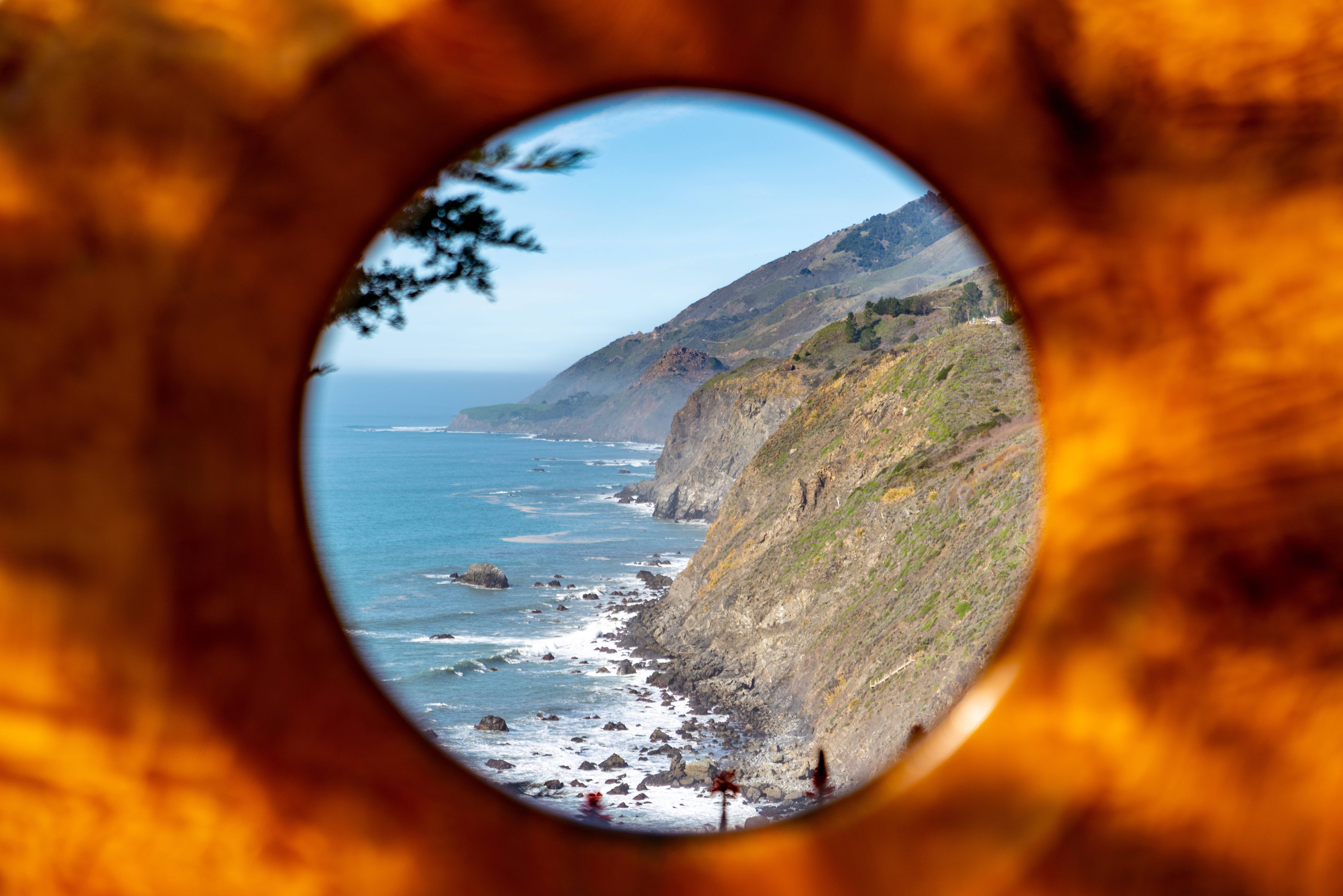 Öffentliches Werk "Portal to Big Sur".