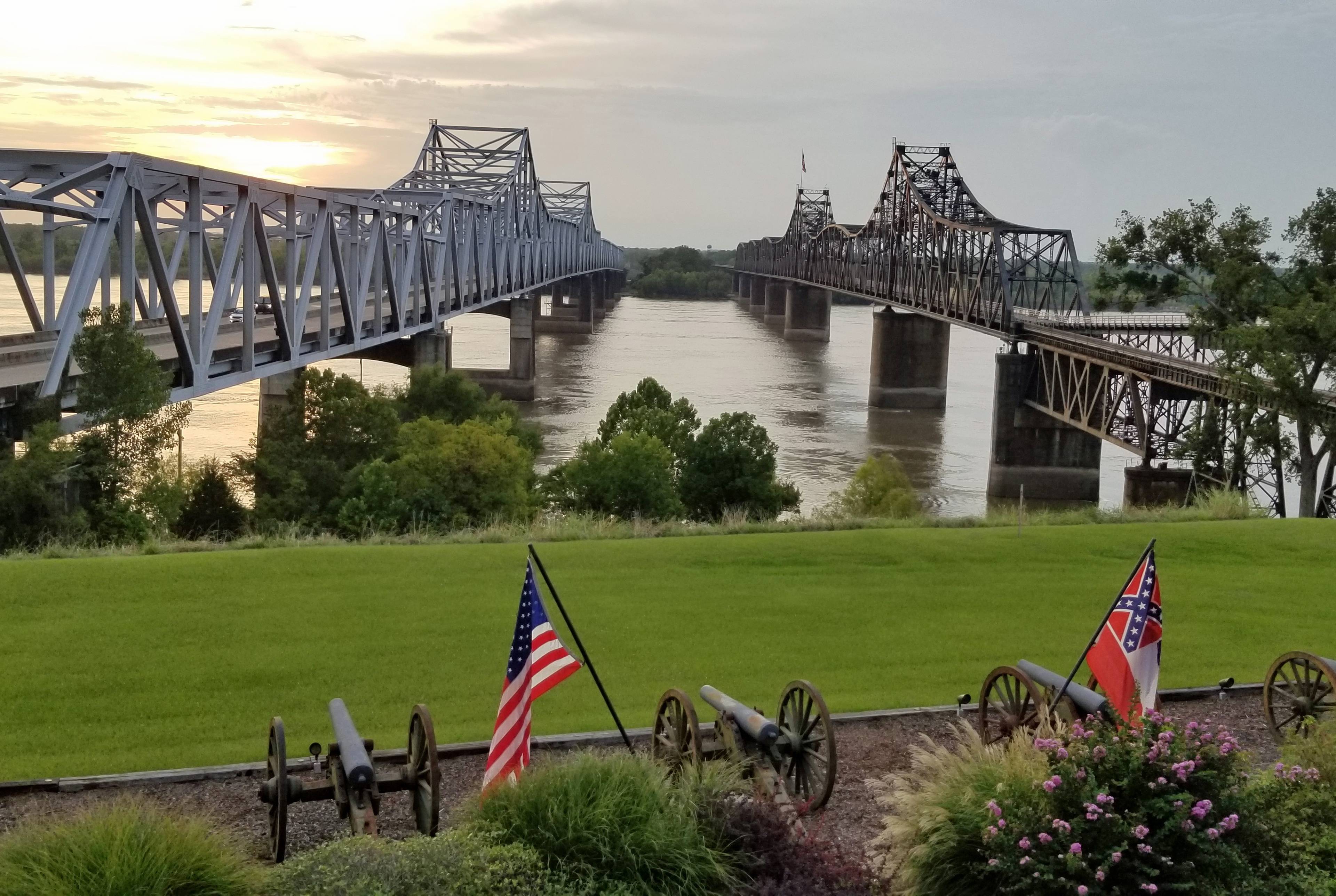 ⚡ Missouri's German Wine Country, Mark Twain's Boyhood Home and Mizzou