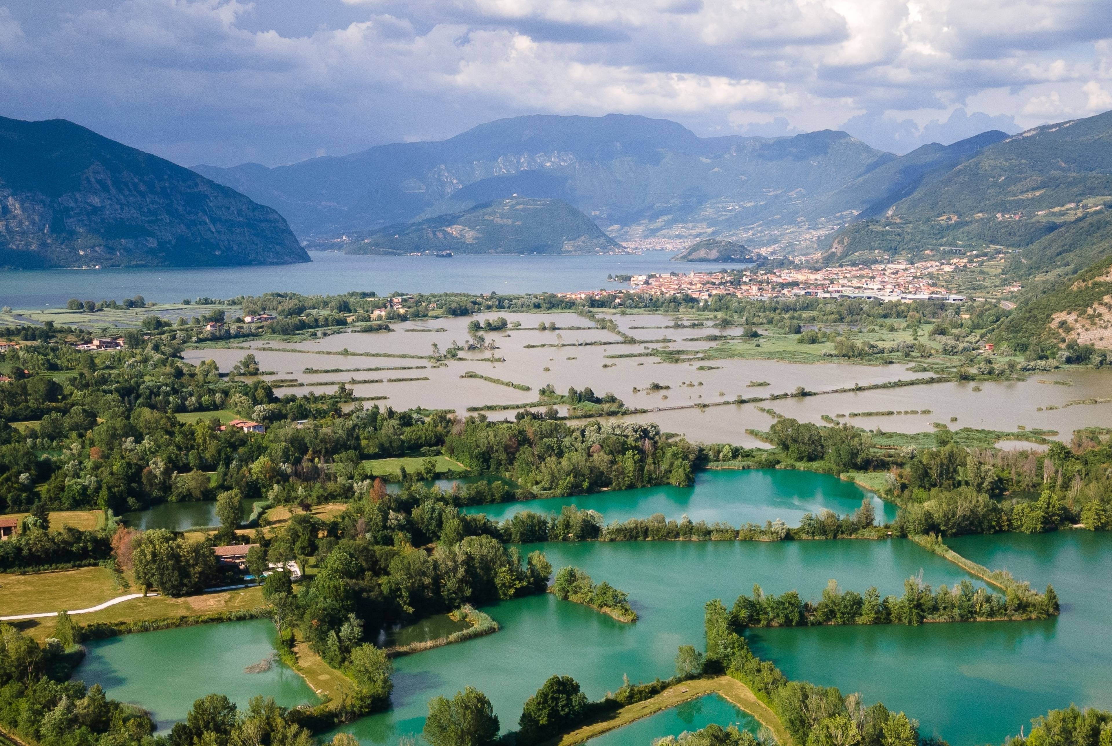 Road Trip in Franciacorta Area through Villages, Nature, Art and Wine Tasting