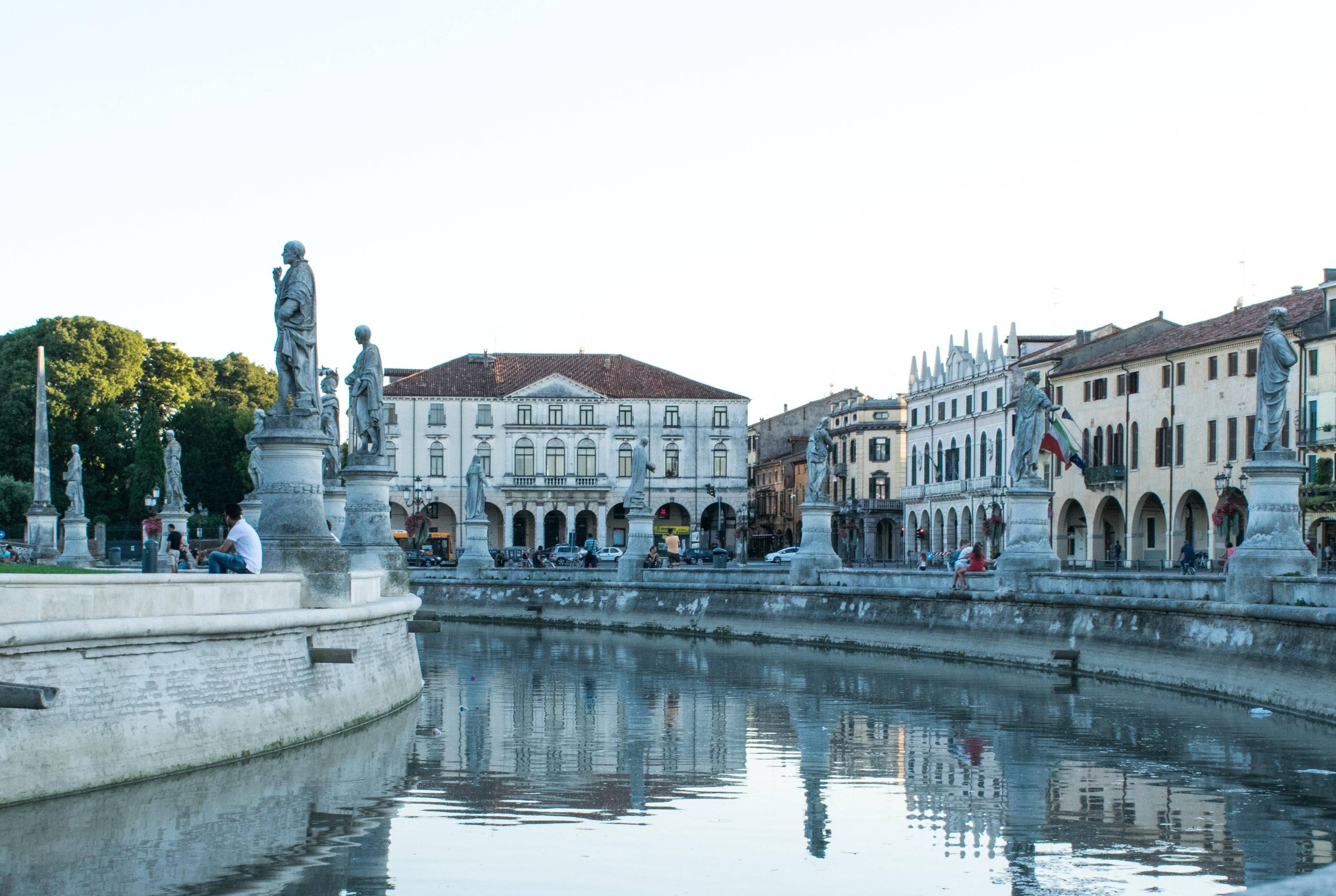 イタリアの歴史を訪ねる旅へ