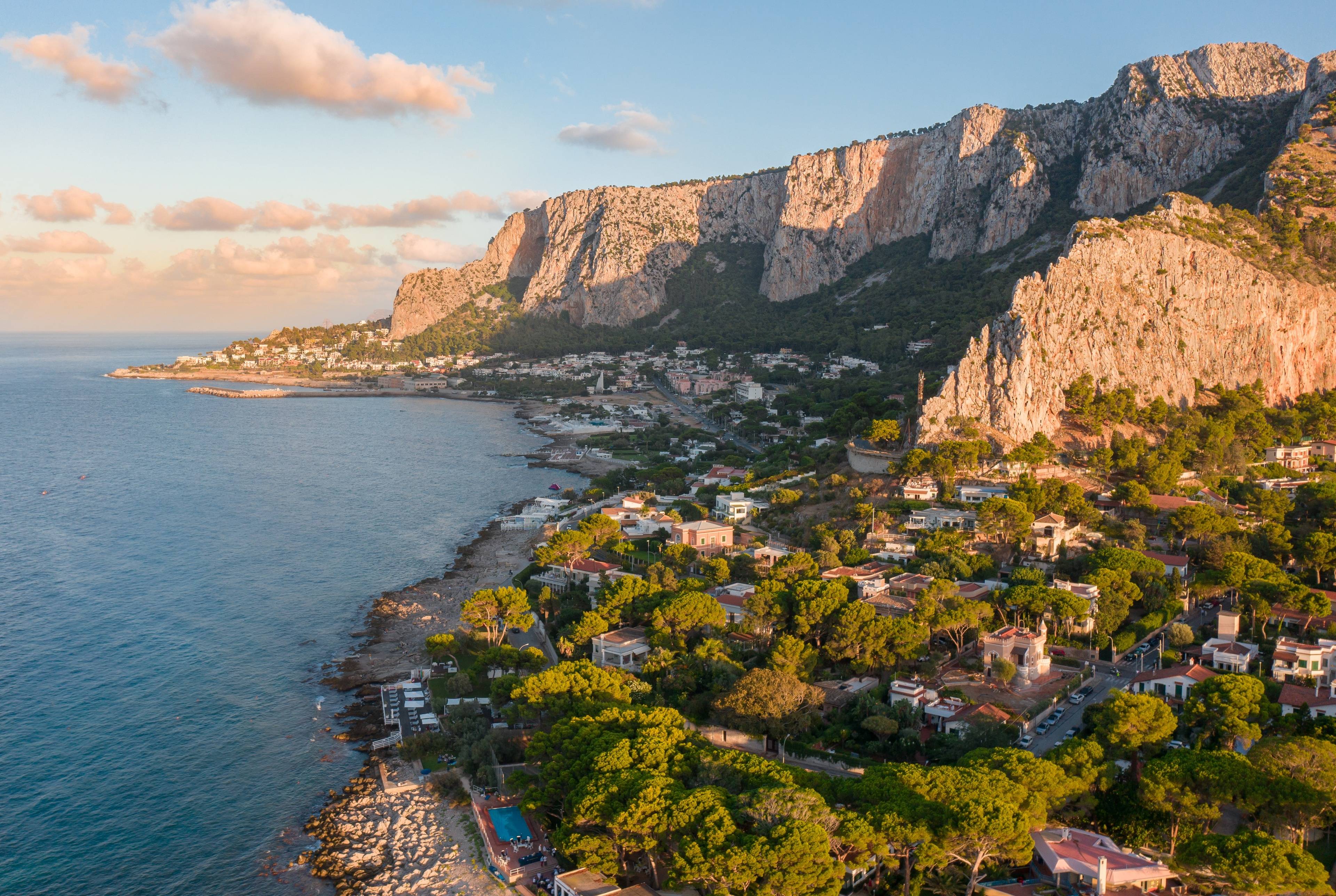 Discovering South-Eastern Coast of Sicily 