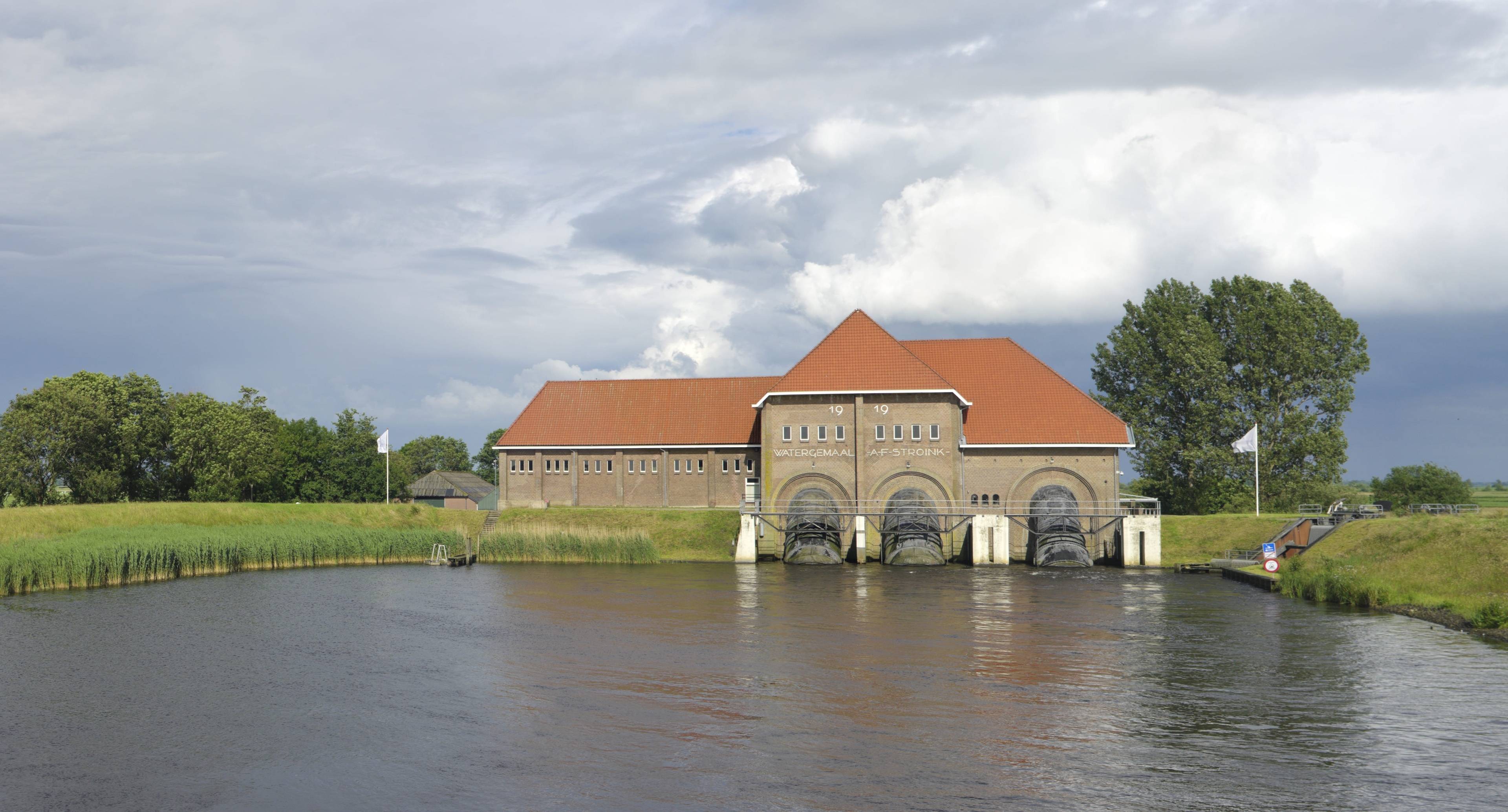 Exploring the Dutch Countryside With an Eye on the Future and a Door to the Past