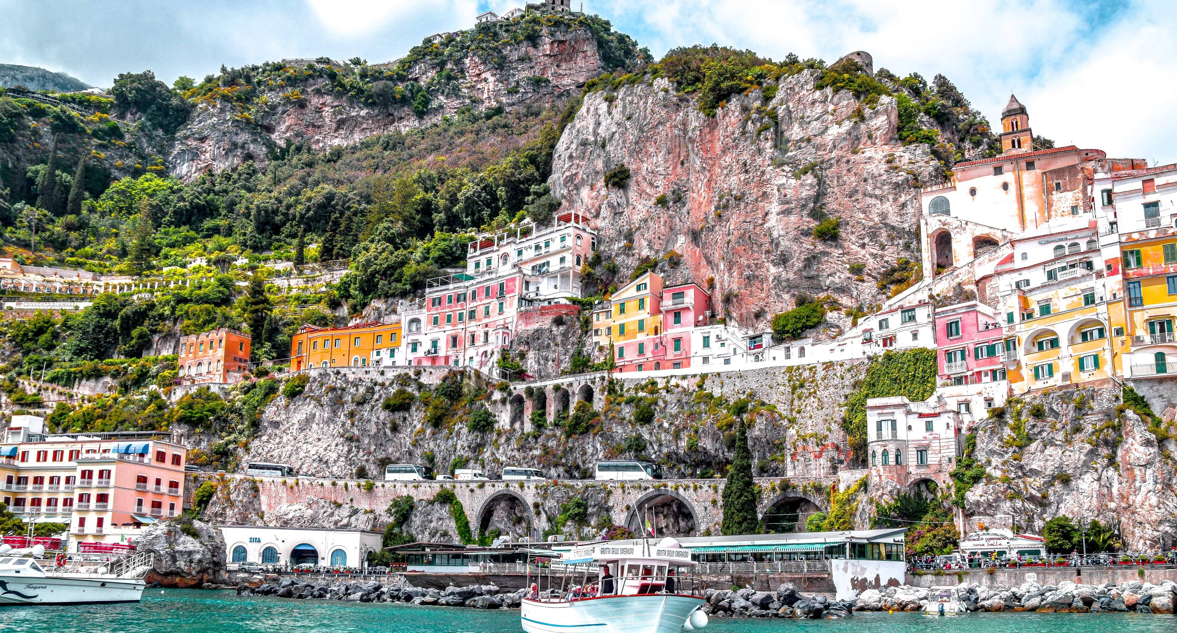 The Lemon: Amalfi's Sun Fruit