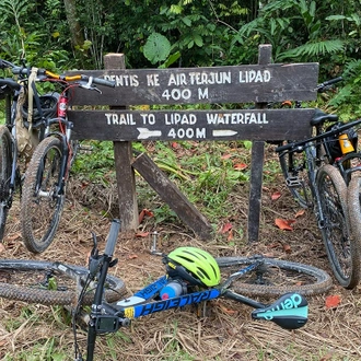 tourhub | SpiceRoads Cycling | Untamed Borneo 