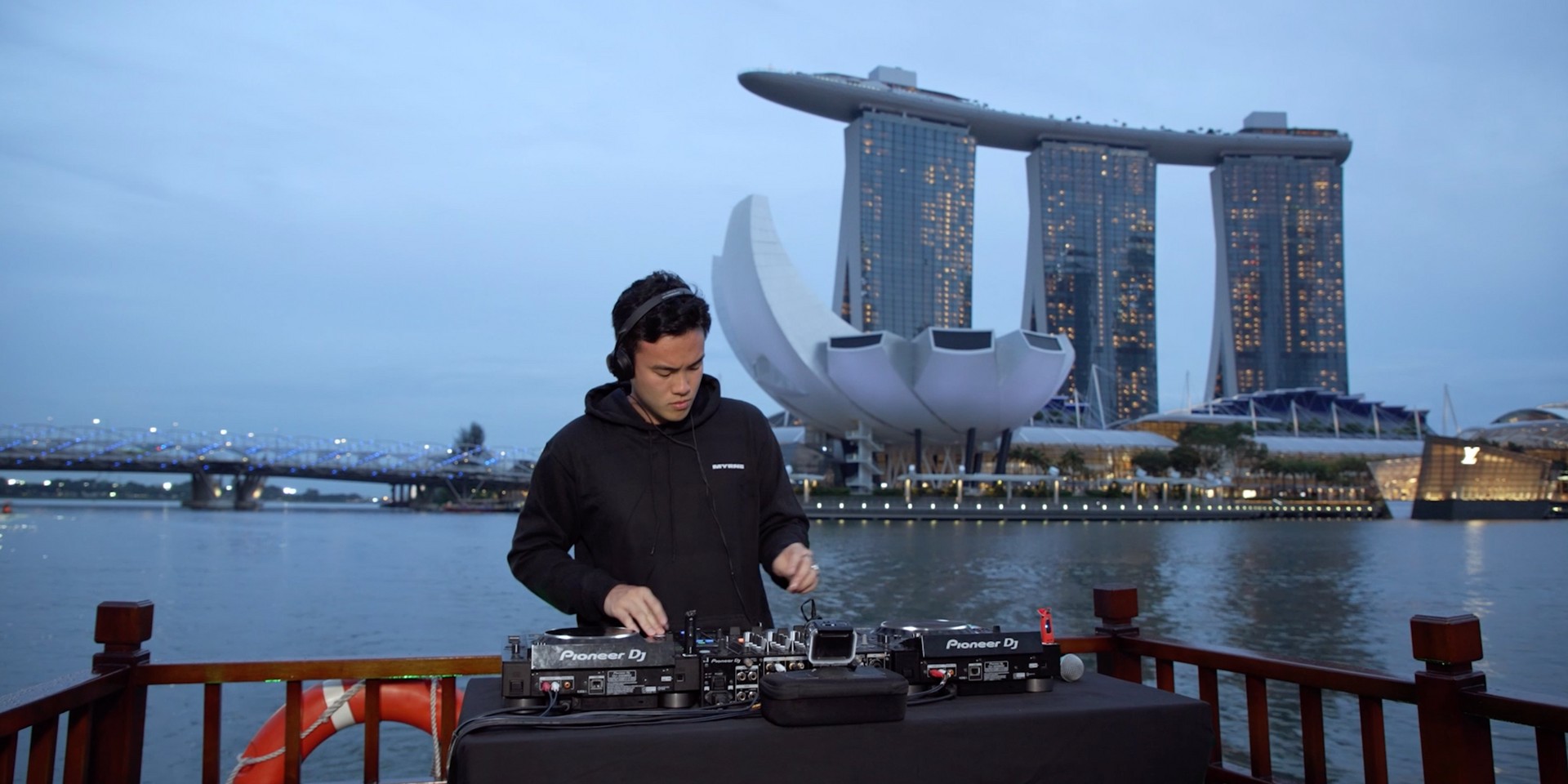 MYRNE wows in live sunset performance on Singapore Riverboat Cruise in final episode of video series 