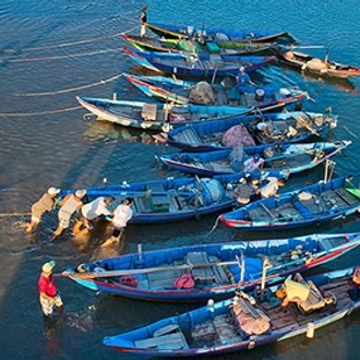 tourhub | Mr Linh's Adventures | Experience the Highlights of Central Vietnam 6 days 5 nights 