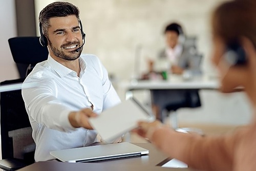 Représentation de la formation : Titre professionnel : Employé administratif et d'accueil