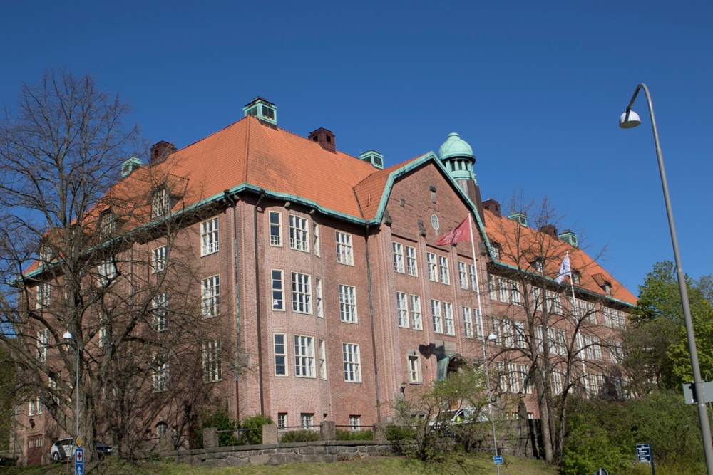 Foto av Hvitfeldtska gymnasiet i Göteborg.