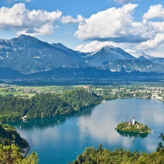 tourhub | Omega Tours | Winter Escapes: Exploring the Charms of Slovenia & Croatia 