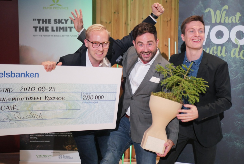 Arboair is the winner of the "What wood you do" innovation competition. From the left: Jacob Hjalmarsson, Markus Drugge and Josef Carlson. Photo: Annica Åman/Paper Province