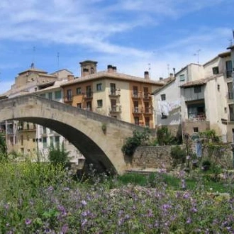 tourhub | UTracks | Camino - Pamplona to Logrono 