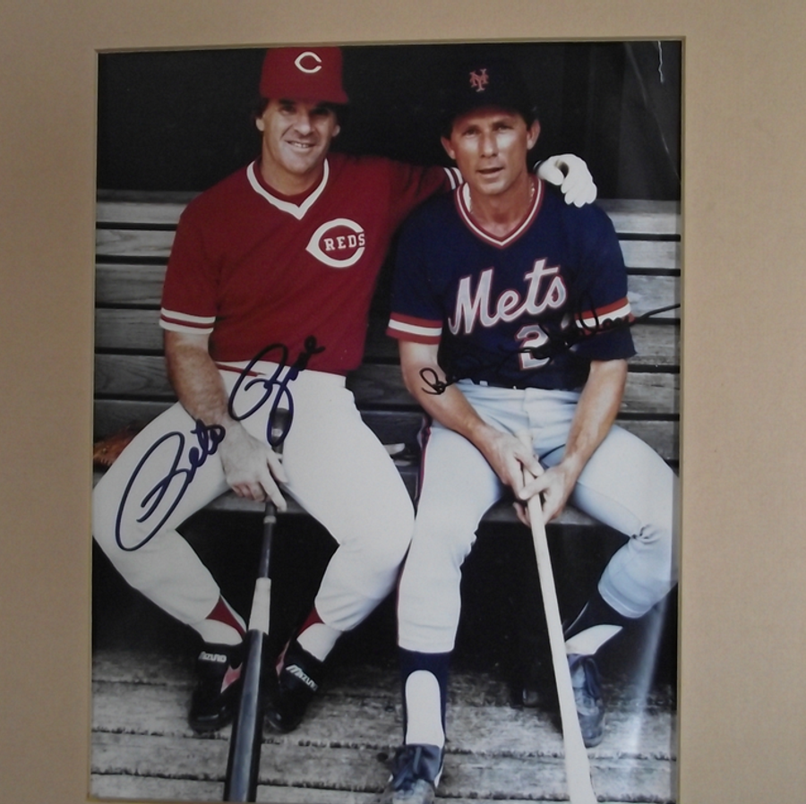 Pete Rose And Bud Harrelson Signed Make UP  Photo