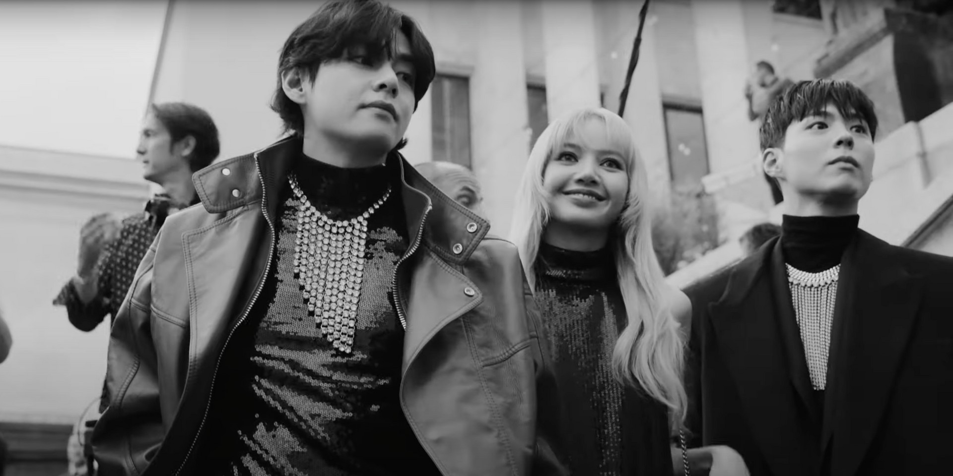 BTS' V, BLACKPINK's Lisa, and Park Bo-gum dazzle at Paris Fashion Week – watch