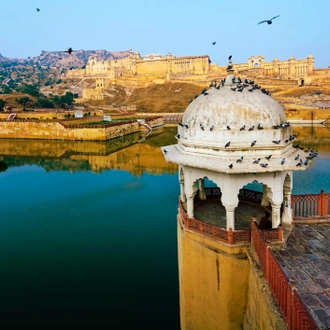 tourhub | Chuttibaaz.com | GOLDEN TRIANGLE OF INDIA - DELHI / AGRA / JAIPUR (With 5* Hotels) 