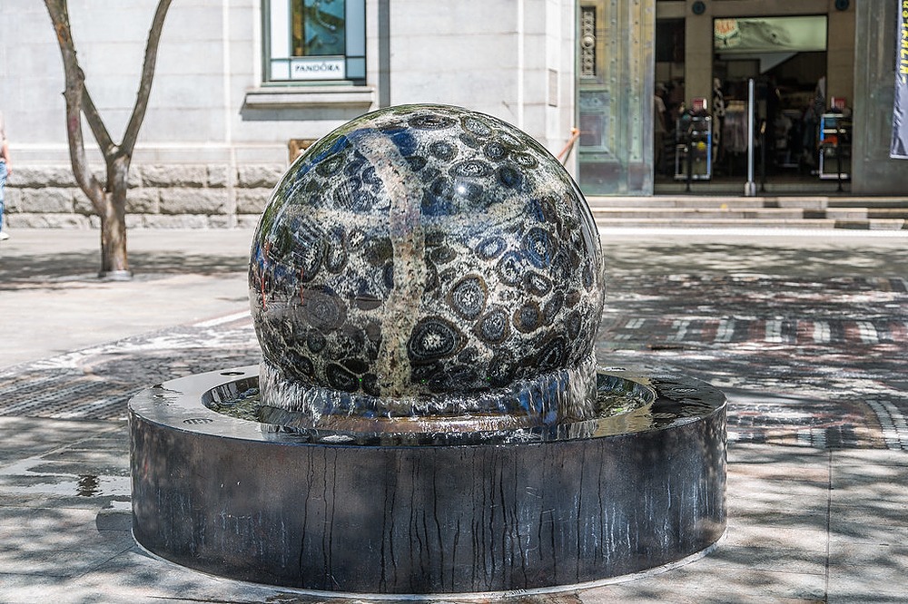 Water Feature at Forrest Chase