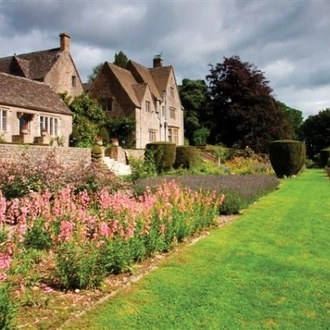 tourhub | Travel Editions | Arts and Crafts in the Cotswolds 