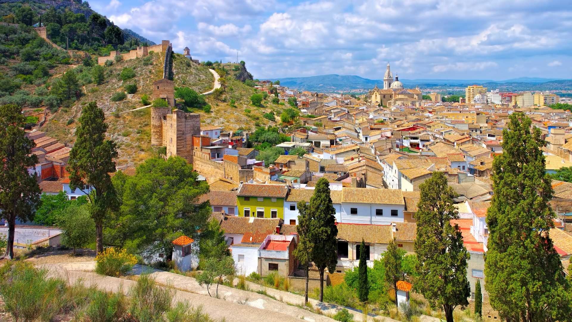 Valencian Mountain Towns Tour: Anna and Xátiva with Private Transfer - Accommodations in Alicante