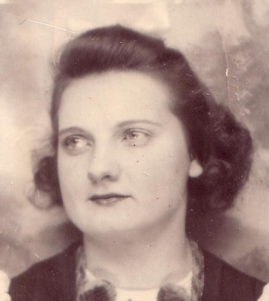 Dorothy M.  Petrich (nee Lucirn) Profile Photo
