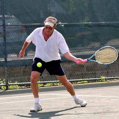 Todd M. teaches tennis lessons in Naples, FL