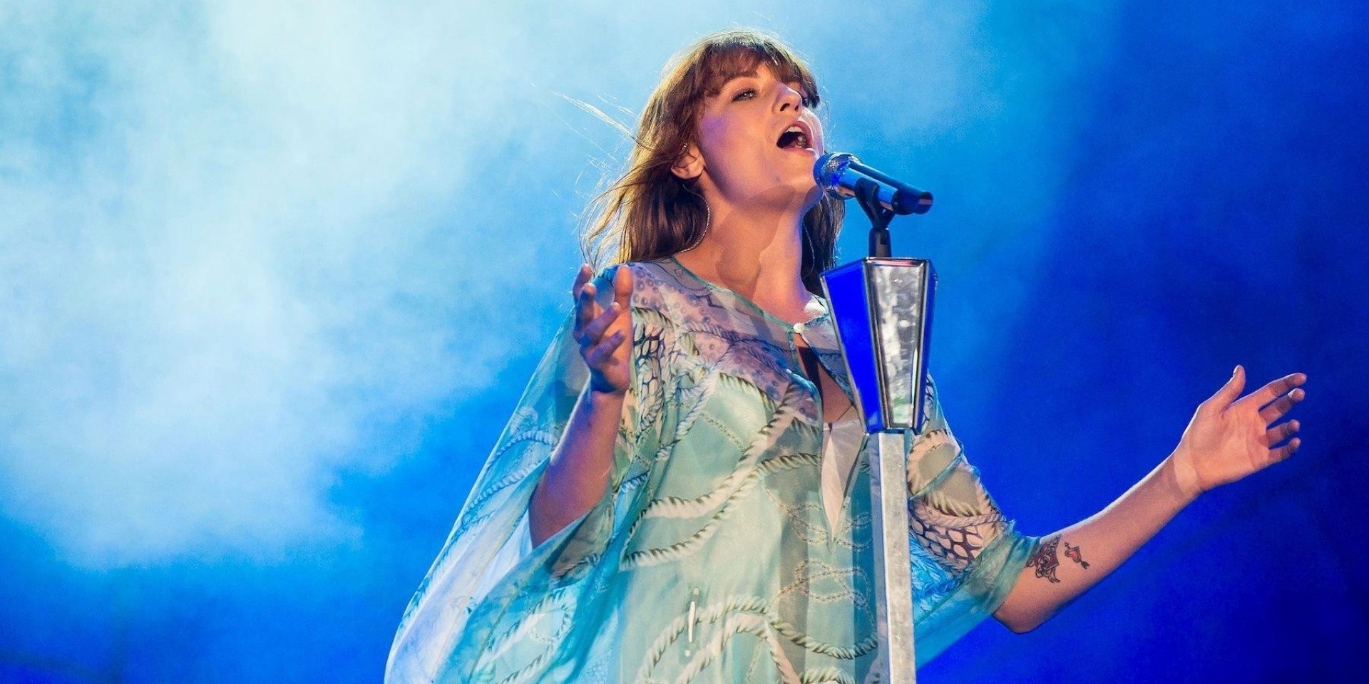 Florence + The Machine shares unreleased track on tour – watch