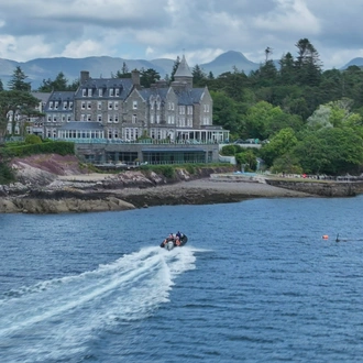 tourhub | G Adventures | Ireland: Charming Villages, Traditional Tales & Hiking the Dingle Peninsula 