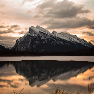 tourhub | Calgary Tours | 5-Day Exploration of Banff, Jasper, and YOHO National Parks with VIA Rail Adventure from Vancouver 