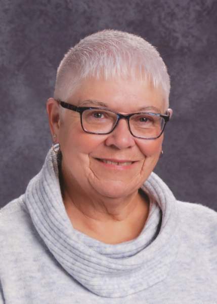 Bonnie McRae Obituary 2022 - McKenzies Portage Funeral Chapel