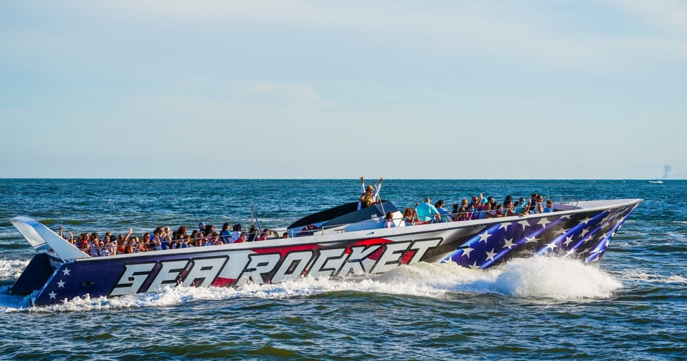 SEA ROCKET SPEED BOAT CRUISE