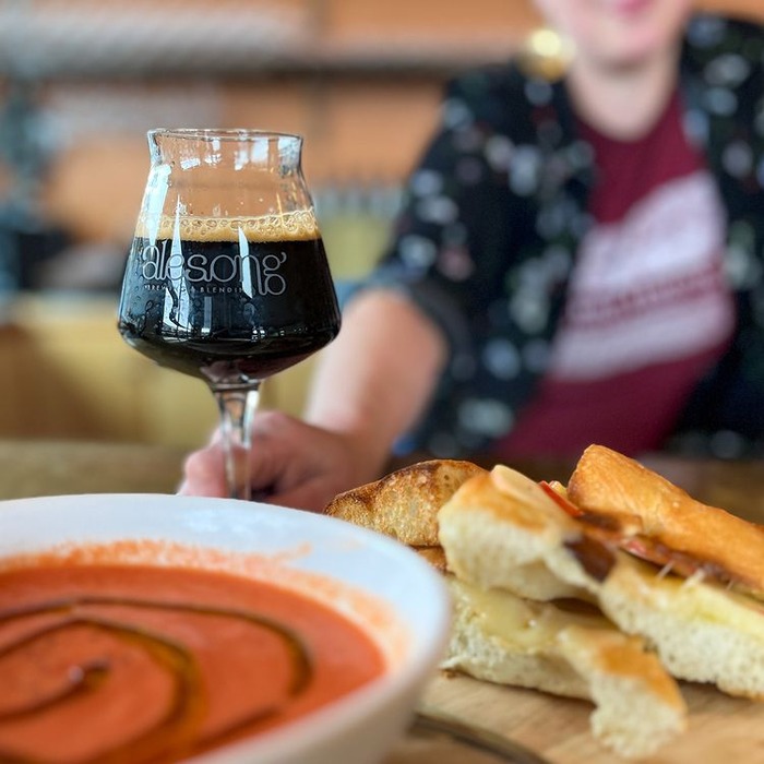 eugene best breweries with food