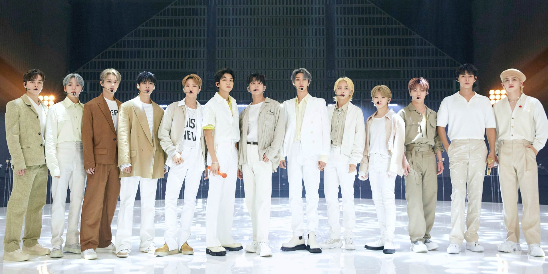 Seventeen To Host Online And In Person Fanmeet Carat Land Bandwagon