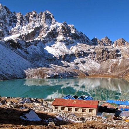 Everest Base Camp and Gokyo Trek with Cho la pass-18 day
