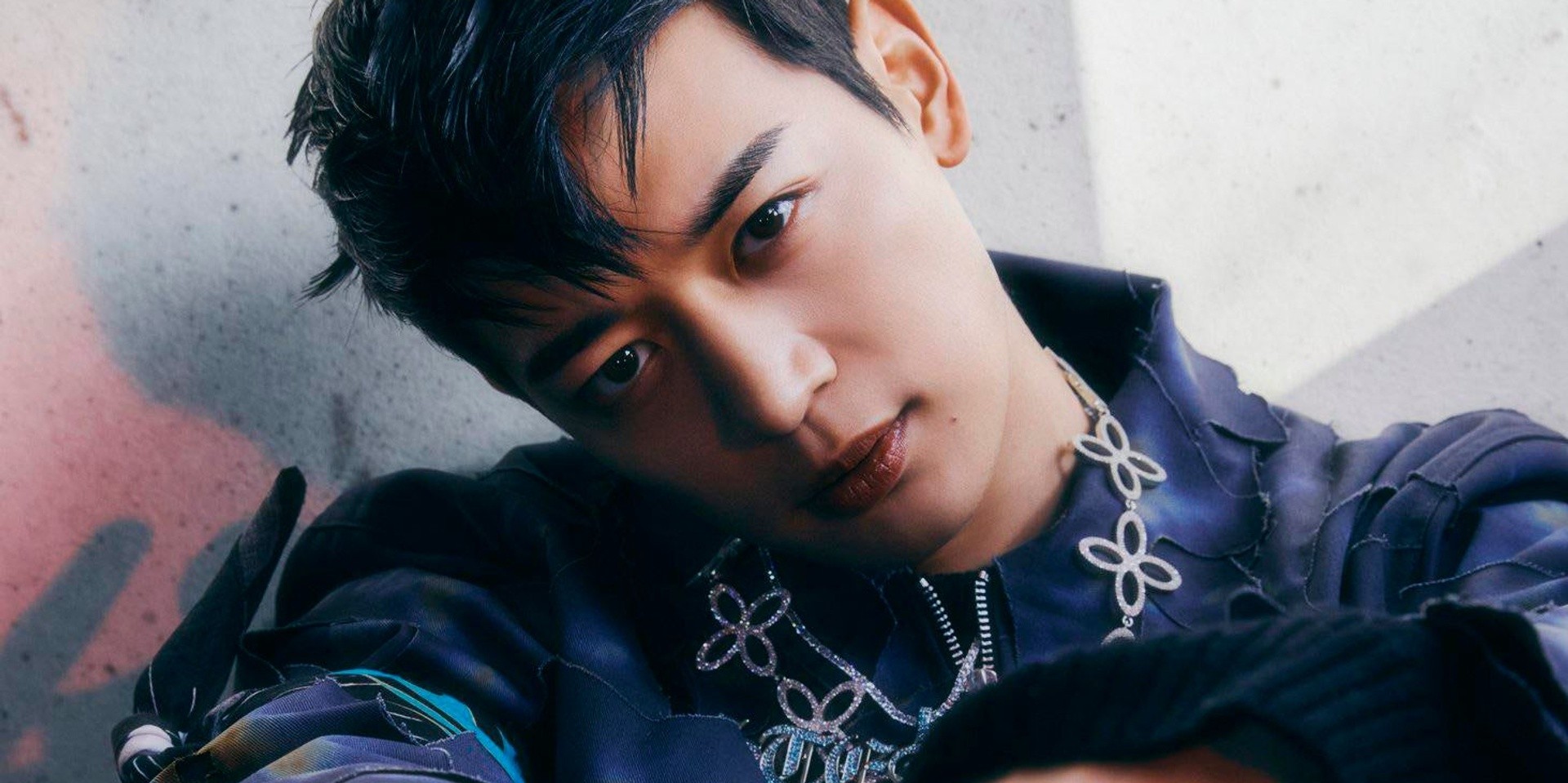 SHINee's MINHO to hold in-person and online fanmeet this December