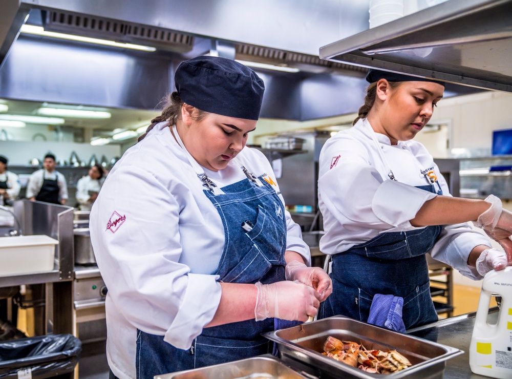 Restaurangbranschens omsättning är kvar på höga nivåer men en avmattning sker. Foto: Karl Gabor