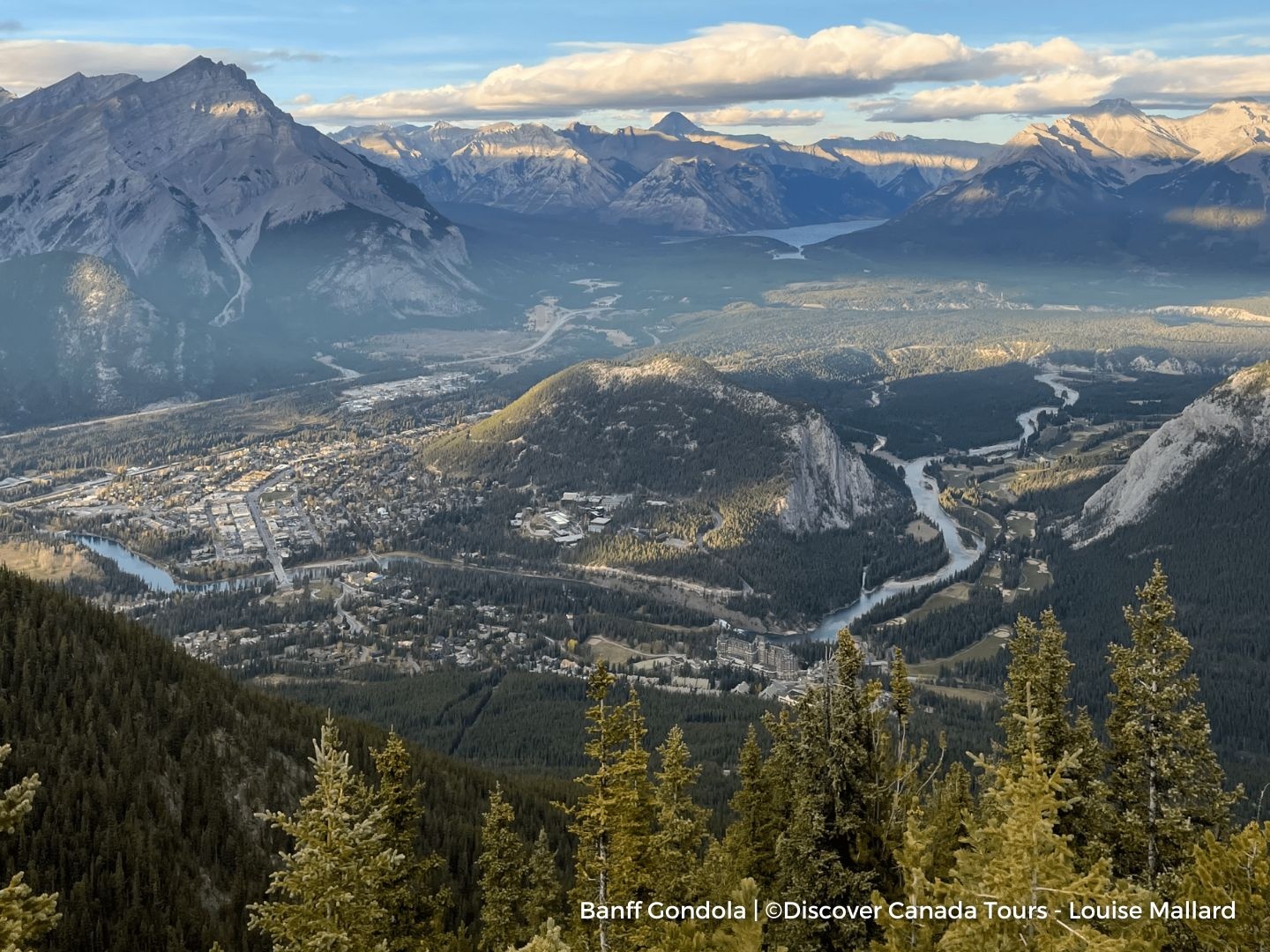 7-Day Western Canada Iconic Sites Tour from Vancouver: Whistler, Sun Peaks, Jasper, Banff and Lake Louise