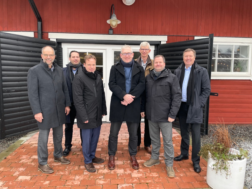 From left: Christoph Ontyd (Gelsenwasser), Philipp Theuring (EasyMining), Anders Kihl (Ragn-Sells), Martin Braunersreuther (Gelsenwasser), Thomas Nelle (Gelsenwasser)
Christian Kabbe (EasyMining), Jan Svärd (EasyMining)