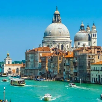 tourhub | Travel Department | Lake Garda, Venice & Verona Solo Traveller 