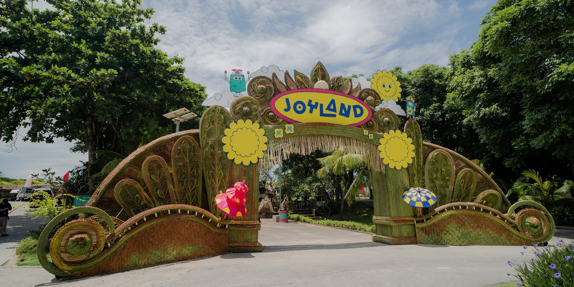 Joyland Bali kicks off summer with stand-up comedy, stellar comebacks, and heartwarming homecomings – festival report