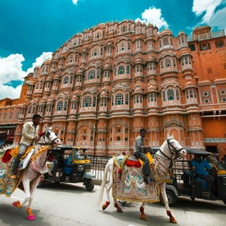 tourhub | Tweet World Travel | PREMIUM INDIA ESSENTIAL TOUR 