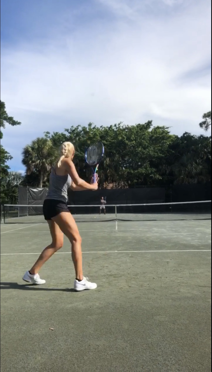 Ashley D. teaches tennis lessons in Miami, FL
