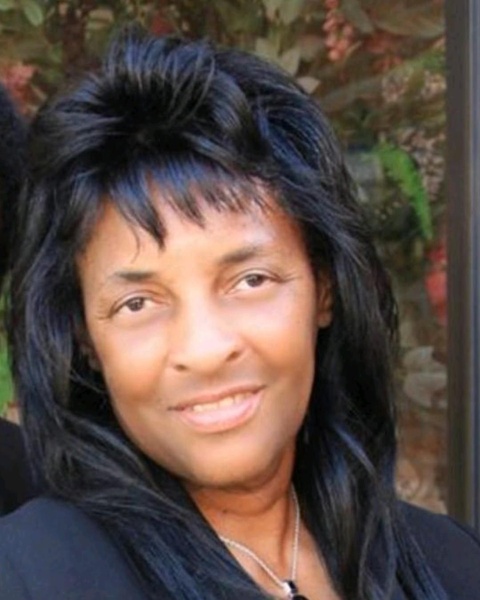 Sandra Stanley Profile Photo