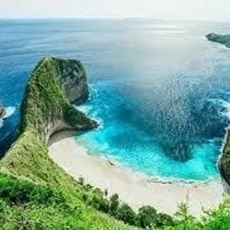 tourhub | The Bali Trip Mate | 6 Days Discover Paradise Gilis and Nusa Penida Islands Experience 