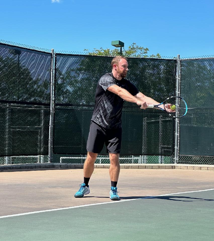 Drew M. teaches tennis lessons in Oceanside, CA